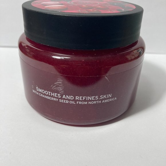 Body Shop Berry Bon Bon Exfoliating Sugar Scrub - Picture 8 of 11